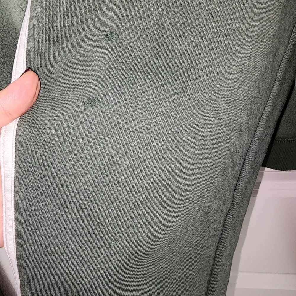 Adidas Green Tracksuit with White Stripes - Picture 9 of 10